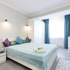 shicarnye-novye-1-comnatnye-apartamenty-v-samom-centre-goroda.hotels-of-almaty.com/